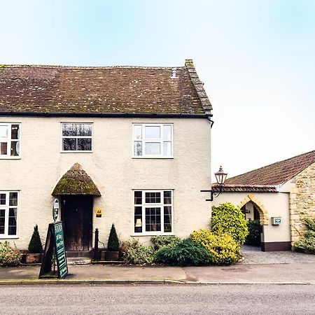 The Half Moon Inn And Country Lodge Yeovil Exteriör bild