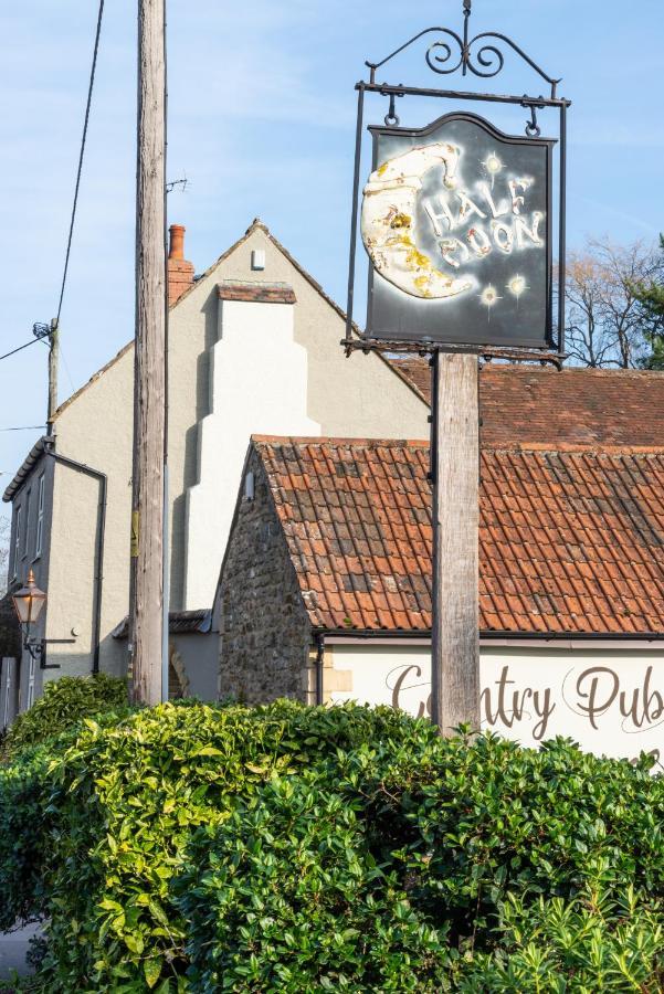 The Half Moon Inn And Country Lodge Yeovil Exteriör bild