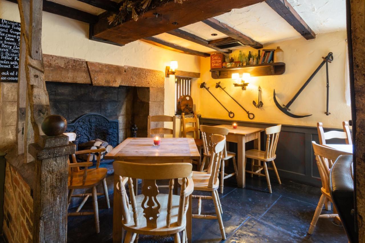 The Half Moon Inn And Country Lodge Yeovil Exteriör bild